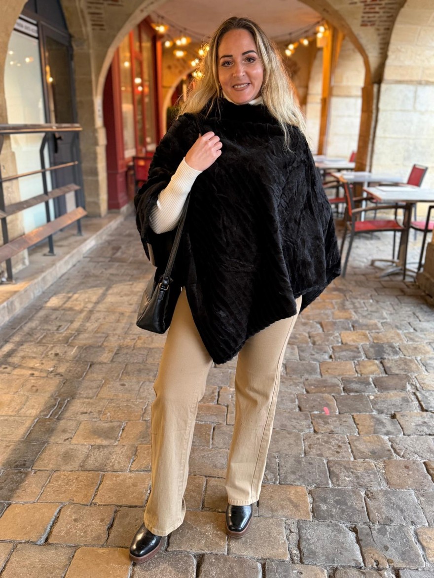 Poncho Hiver en Fausse Fourrure | Marina & Paloma